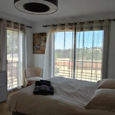 Moderne Piscine Jacuzzi Ницца