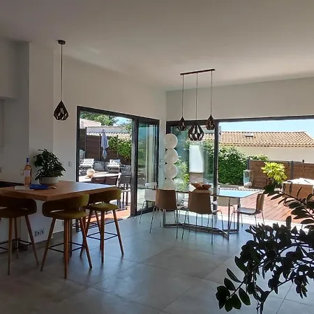 Moderne Piscine Jacuzzi 니스