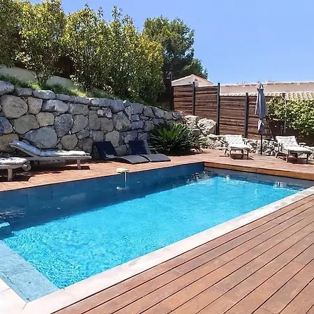 Moderne Piscine Jacuzzi Vila