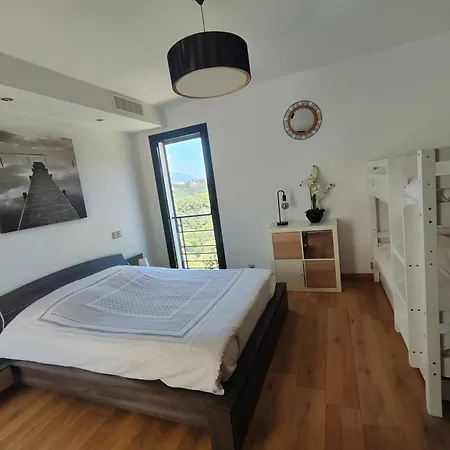 Moderne Piscine Jacuzzi Villa Niza