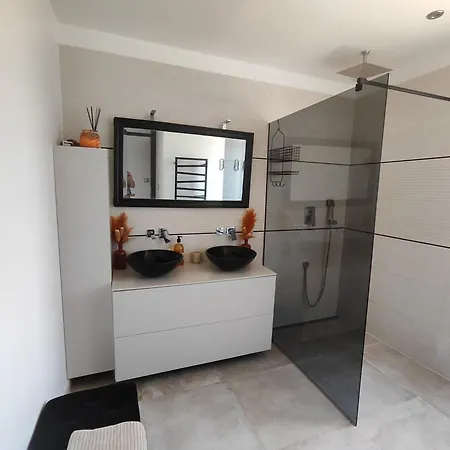 빌라 Moderne Piscine Jacuzzi