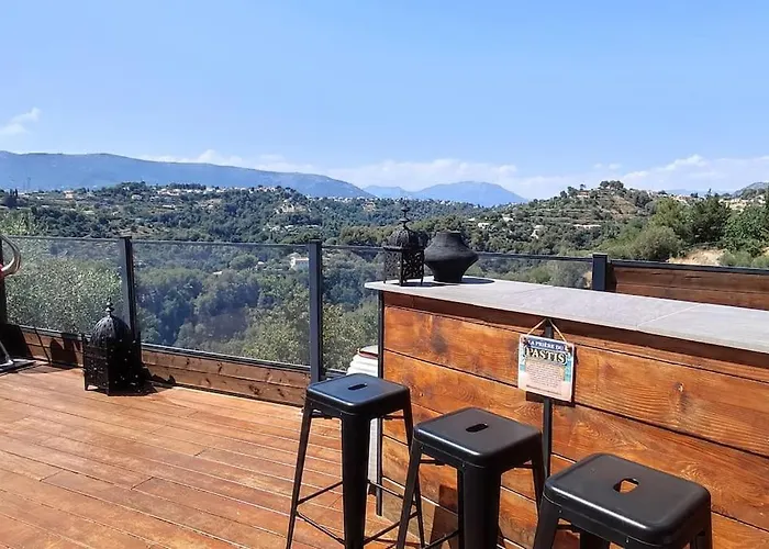 Moderne Piscine Jacuzzi Villa *