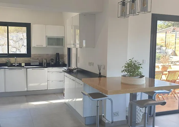 Villa Moderne Piscine Jacuzzi *